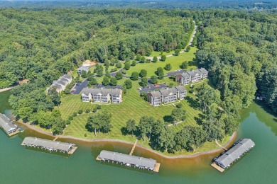 Beautiful 2 BR, 2 BA condo at South Pointe Shore drive in the on The Waterfront Country Club in Virginia - for sale on GolfHomes.com, golf home, golf lot