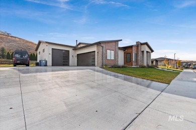 Discover the best of Boise living in this quality built modern on Quail Hollow Golf Club in Idaho - for sale on GolfHomes.com, golf home, golf lot