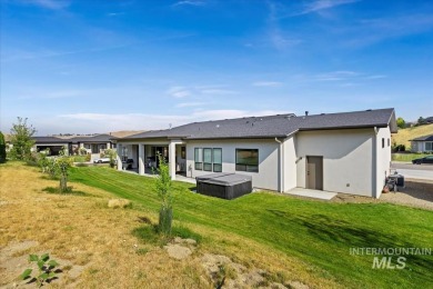 Discover the best of Boise living in this quality built modern on Quail Hollow Golf Club in Idaho - for sale on GolfHomes.com, golf home, golf lot