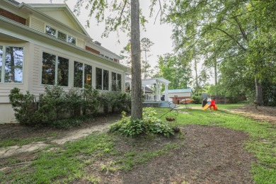 3729 Sussex Dr is a colonial brick home with over 5100 sq ft of on Milledgeville Country Club in Georgia - for sale on GolfHomes.com, golf home, golf lot