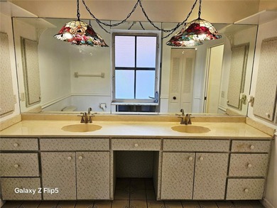 Design-Forward Opportunity on an Oversized Corner Lot
Now fully on Bent Tree Country Club in Florida - for sale on GolfHomes.com, golf home, golf lot