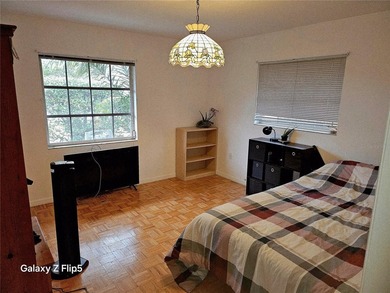 Design-Forward Opportunity on an Oversized Corner Lot
Now fully on Bent Tree Country Club in Florida - for sale on GolfHomes.com, golf home, golf lot