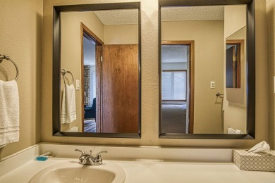 Charming 3 bed/3 bath home in a quiet area of Hot Springs on DeSoto Golf Course in Arkansas - for sale on GolfHomes.com, golf home, golf lot