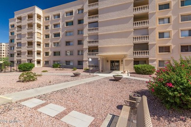 Fantastic opportunity to own this charming condo unit in the on Scottsdale Shadows in Arizona - for sale on GolfHomes.com, golf home, golf lot