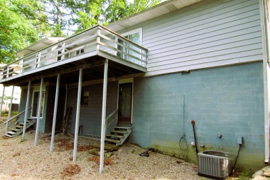 Charming 3 bed/3 bath home in a quiet area of Hot Springs on DeSoto Golf Course in Arkansas - for sale on GolfHomes.com, golf home, golf lot