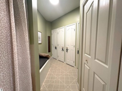 Beautiful 4-5 Bedroom Home on Lakewood on the Green Golf Course on  in Michigan - for sale on GolfHomes.com, golf home, golf lot