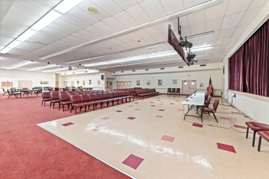 Discover this bright and beautifully maintained 2-bedroom on  in Florida - for sale on GolfHomes.com, golf home, golf lot