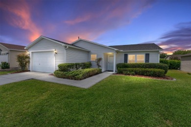 Under contract-accepting backup offers. W-E-L-C-O-M-E to your on The Links of Spruce Creek in Florida - for sale on GolfHomes.com, golf home, golf lot