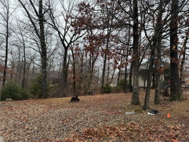 Sewered .31 acre lot on a quiet cul-de-sac that's less than a on Bella Vista - Metfield Golf Complex and Country Club in Arkansas - for sale on GolfHomes.com, golf home, golf lot