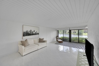 Elegant 3B/R 2 Bath villa. 2500 sq ft of living space. Lake view on Boca Lago Golf and Country Club in Florida - for sale on GolfHomes.com, golf home, golf lot