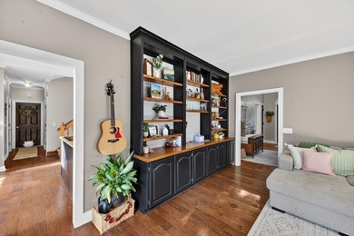 Welcome to this gorgeous 5-bedroom, 3.5-bathroom brick home on Houndslake Country Club in South Carolina - for sale on GolfHomes.com, golf home, golf lot