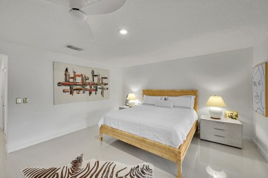 Elegant 3B/R 2 Bath villa. 2500 sq ft of living space. Lake view on Boca Lago Golf and Country Club in Florida - for sale on GolfHomes.com, golf home, golf lot