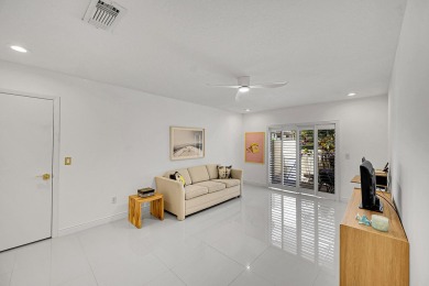 Elegant 3B/R 2 Bath villa. 2500 sq ft of living space. Lake view on Boca Lago Golf and Country Club in Florida - for sale on GolfHomes.com, golf home, golf lot