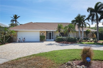 This home appraised for $1.3 million in 2024. Priced over $300 on The Dunes Golf and Tennis Club in Florida - for sale on GolfHomes.com, golf home, golf lot