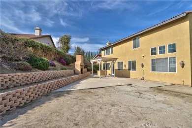 This beautiful and spacious 5-bedroom, 3-bathroom home offers 3 on California Oaks Golf Course in California - for sale on GolfHomes.com, golf home, golf lot