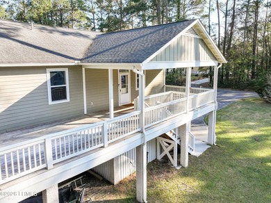Welcome to Island living in Pleasant Point. This 3 bedroom 2 on  in South Carolina - for sale on GolfHomes.com, golf home, golf lot