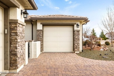 This luxurious, contemporary ranch sits on a quiet cul-de-sac on StoneRidge Golf Course in Arizona - for sale on GolfHomes.com, golf home, golf lot