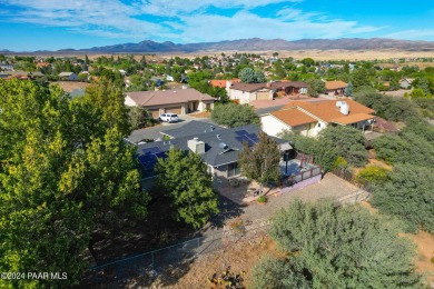 Beautifully maintained home in Prescott Country Club! 3 bedrooms on Prescott Golf and Country Club in Arizona - for sale on GolfHomes.com, golf home, golf lot