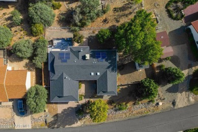 Beautifully maintained home in Prescott Country Club! 3 bedrooms on Prescott Golf and Country Club in Arizona - for sale on GolfHomes.com, golf home, golf lot