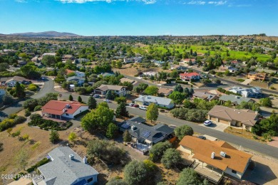 Beautifully maintained home in Prescott Country Club! 3 bedrooms on Prescott Golf and Country Club in Arizona - for sale on GolfHomes.com, golf home, golf lot