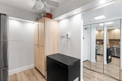 Prime Country Club Drive location! Corner unit with a functional on Turnberry Isle Resort and Club in Florida - for sale on GolfHomes.com, golf home, golf lot