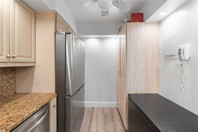 Prime Country Club Drive location! Corner unit with a functional on Turnberry Isle Resort and Club in Florida - for sale on GolfHomes.com, golf home, golf lot