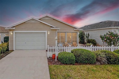 FULL TURNKEY PACKAGE NOW INCLUDED! This beautifully maintained on The Links of Spruce Creek in Florida - for sale on GolfHomes.com, golf home, golf lot