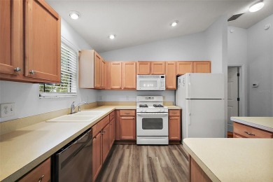 FANTASTIC, TURNKEY 3/2 Amarillo with ENCLOSED LANAI on a LARGE on The Links of Spruce Creek in Florida - for sale on GolfHomes.com, golf home, golf lot
