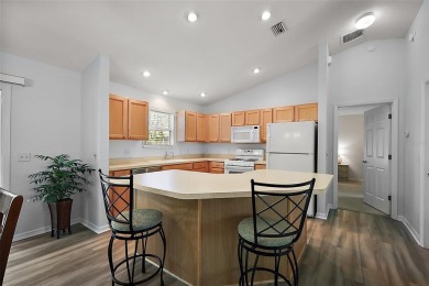 FANTASTIC, TURNKEY 3/2 Amarillo with ENCLOSED LANAI on a LARGE on The Links of Spruce Creek in Florida - for sale on GolfHomes.com, golf home, golf lot