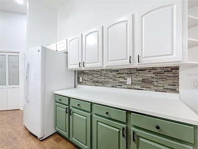 Welcome to this beautifully maintained 3-bedroom, 2-bath home on Lakes of Lady Lake Golf Course in Florida - for sale on GolfHomes.com, golf home, golf lot