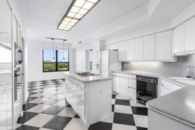 Welcome to your dream condo in the heart of central Boca! This on Boca Pointe Country Club in Florida - for sale on GolfHomes.com, golf home, golf lot