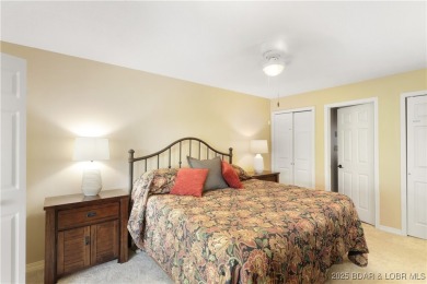 Updated Walk-In Level Unit - NO STEPS! Spacious 2 bedroom, 2 on Seasons Ridge At Four Seasons in Missouri - for sale on GolfHomes.com, golf home, golf lot