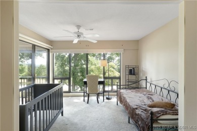 Updated Walk-In Level Unit - NO STEPS! Spacious 2 bedroom, 2 on Seasons Ridge At Four Seasons in Missouri - for sale on GolfHomes.com, golf home, golf lot