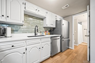 SEE AGENT REMARKS!  This 3 bedroom/2 Bath Townhouse is located on DeSoto Golf Course in Arkansas - for sale on GolfHomes.com, golf home, golf lot