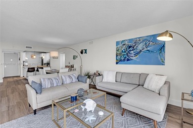 EXCEPTIONAL AVENTURA LIVING OVERLOOKING TURNBERRY GOLF COURSE on Turnberry Isle Resort and Club in Florida - for sale on GolfHomes.com, golf home, golf lot