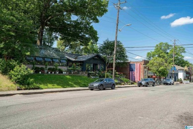 Check out this move-in ready condo in the heart of Forest Park on Highland Park Golf Course in Alabama - for sale on GolfHomes.com, golf home, golf lot