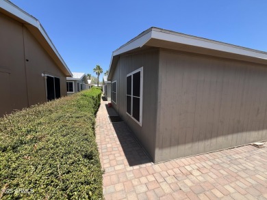 This cozy 2B/2B home Is located In the Golf Course community Of on Pueblo Golf Course in Arizona - for sale on GolfHomes.com, golf home, golf lot