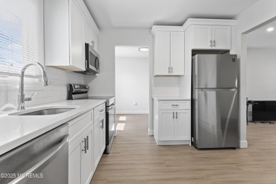 Welcome to this gorgeous turn-key Bedford Model situated on a on Keswick Village Golf Course in New Jersey - for sale on GolfHomes.com, golf home, golf lot