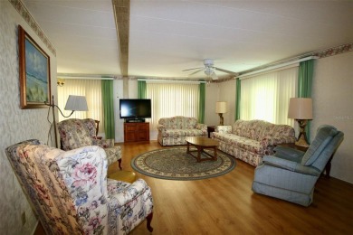 **ENORMOUS LIVING SPACE IN GOLDEN GATE** Enjoy one of the on Mainlands Golf Club in Florida - for sale on GolfHomes.com, golf home, golf lot