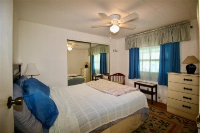 **ENORMOUS LIVING SPACE IN GOLDEN GATE** Enjoy one of the on Mainlands Golf Club in Florida - for sale on GolfHomes.com, golf home, golf lot