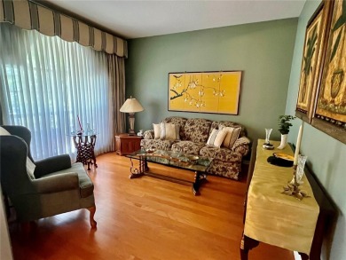 The Florida lifestyle at its finest! Lovely home on the golf on Kings Ridge Golf Club in Florida - for sale on GolfHomes.com, golf home, golf lot