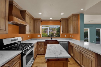 WELCOME TO YOUR DESERT OASIS IN SUN CITY SUMMERLIN! THIS on Highland Falls Golf Club in Nevada - for sale on GolfHomes.com, golf home, golf lot