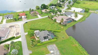 Exclusively presented by Sunland Real Estate: Build your dream on Eagle Lakes Golf Club in Florida - for sale on GolfHomes.com, golf home, golf lot