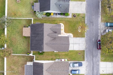 Motivated seller offering a great buy for this 3 bedroom, 2 bath on Long Bay Club in South Carolina - for sale on GolfHomes.com, golf home, golf lot