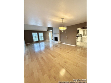 Location, location, location!! Cozy and ready to move in house on Oak Hills Country Club in Texas - for sale on GolfHomes.com, golf home, golf lot