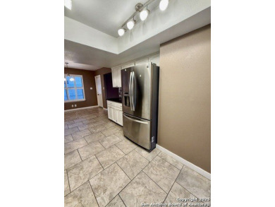 Location, location, location!! Cozy and ready to move in house on Oak Hills Country Club in Texas - for sale on GolfHomes.com, golf home, golf lot