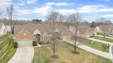 Looking for a  2/3 Bed 2.5 Bath 1 1/2 Story End Unit? This is on Beacon Hill Golf Club in Michigan - for sale on GolfHomes.com, golf home, golf lot