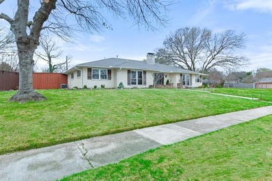 Rare opportunity in the heart of Canyon Creek! Situated on an on Canyon Creek Country Club in Texas - for sale on GolfHomes.com, golf home, golf lot