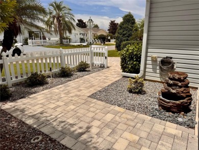 Welcome to 2513 Everwood Ct., a beautifully maintained 2-bedroom on The Links of Spruce Creek in Florida - for sale on GolfHomes.com, golf home, golf lot