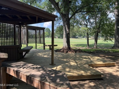 Have you been looking for an affordable   4 Bedroom 3 bath home on Colonial Country Club Deerfield in Mississippi - for sale on GolfHomes.com, golf home, golf lot